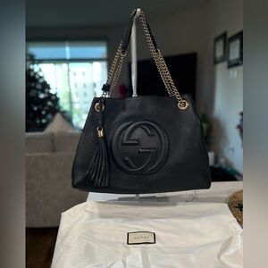 Gucci Black Leather Shoulder Bag with Gold Chain